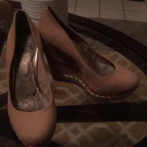 Gianni Bini suede khaki color  high wedged shoes